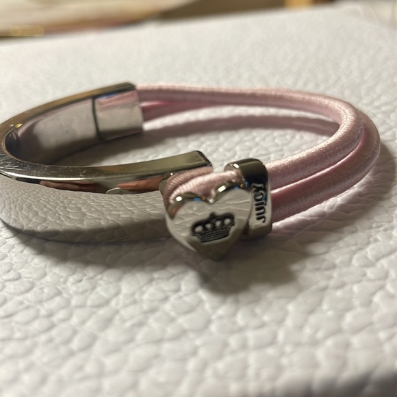 Juicy Couture bracelet - Picture 2 of 3